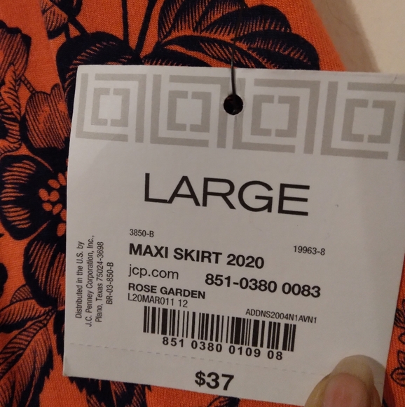 BEAUTIFUL ROSE GARDEN MAXI SKIRT - Picture 2 of 3